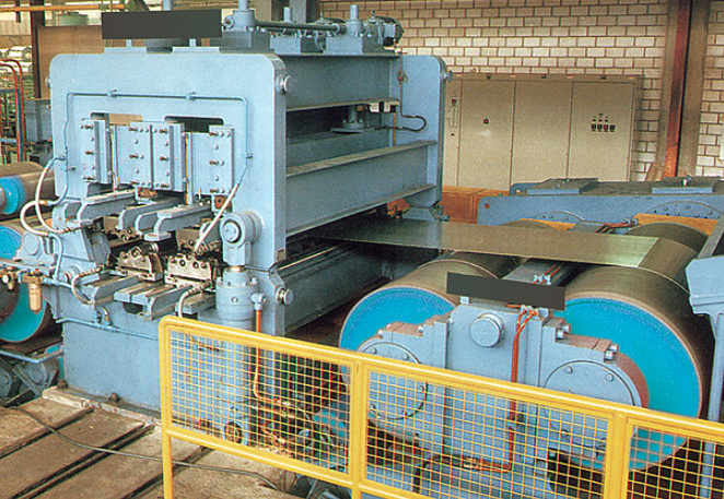 Rubber roll for steel industry.png